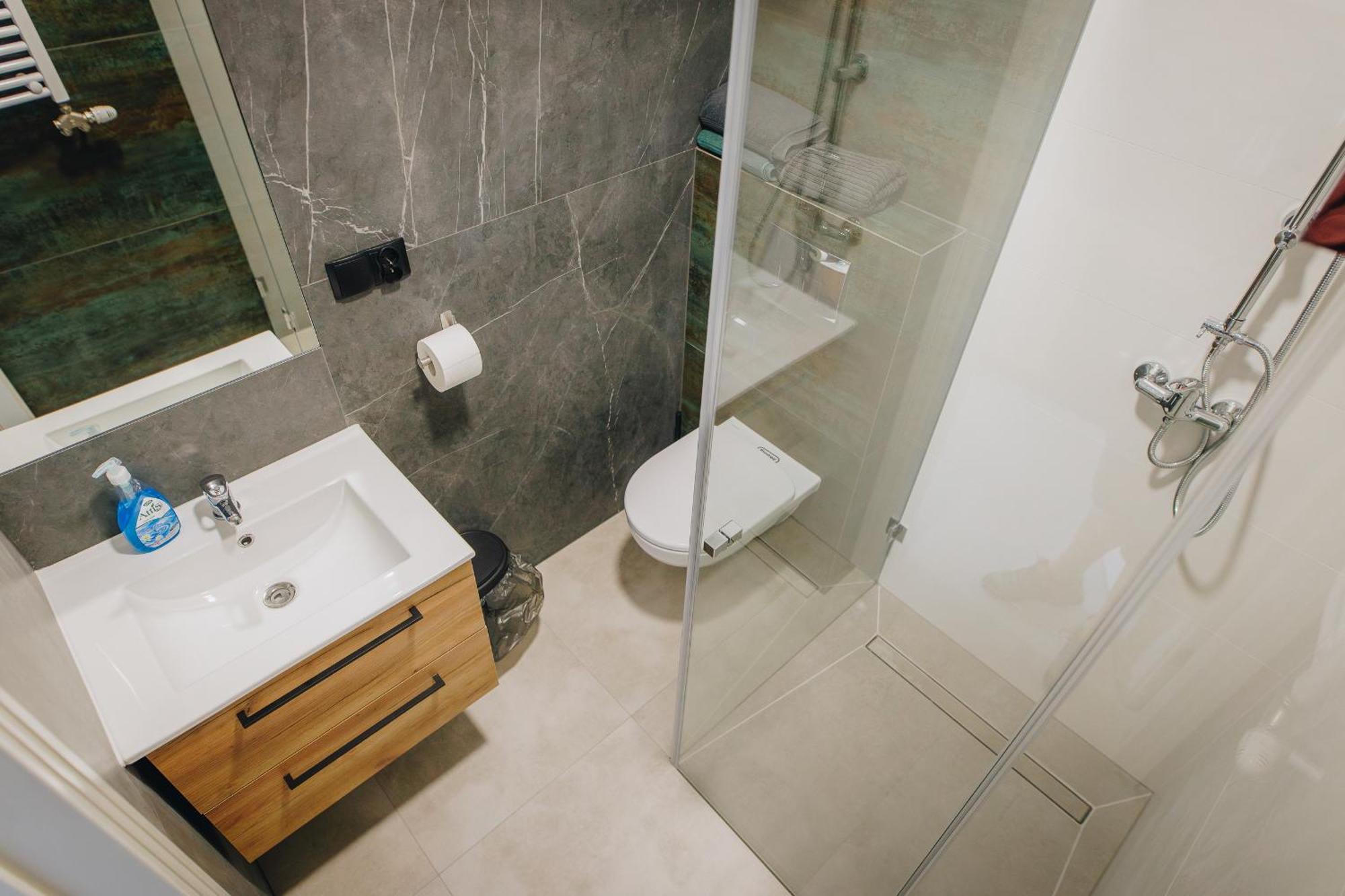 Lesna Apartment *