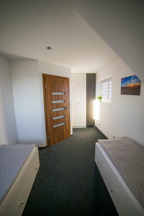 Lesna Apartment *